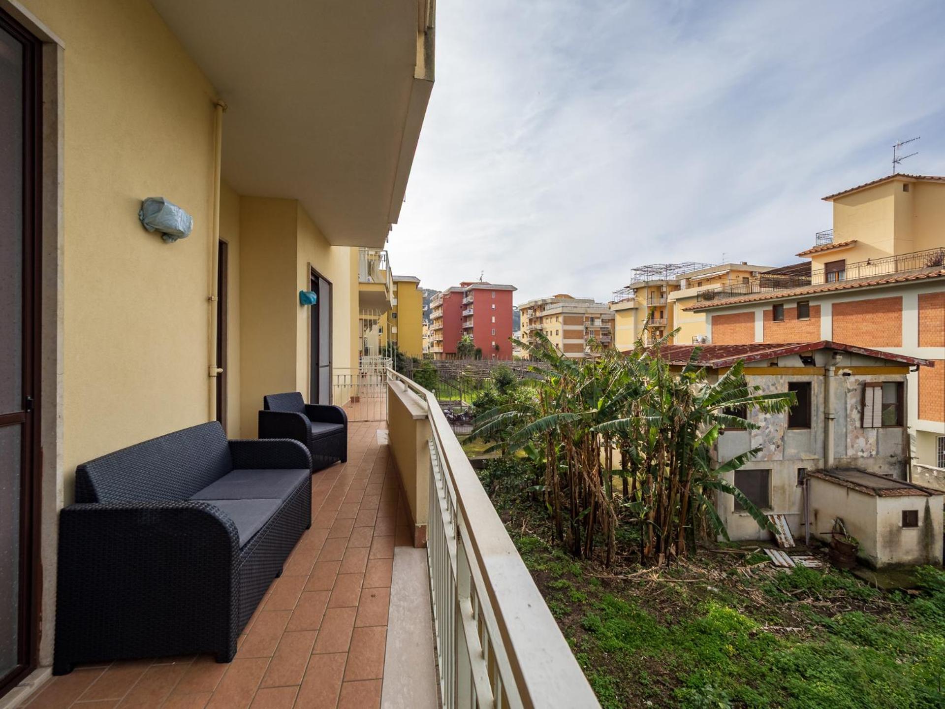 Rosa's House - Close To The Center With Balcony Apartment